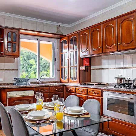 Villa The Orange House, By Op *
