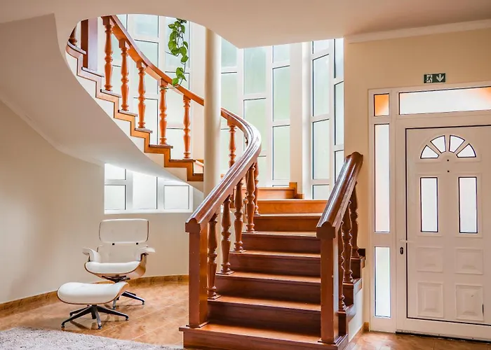 Villa The Orange House, By Op Boaventura