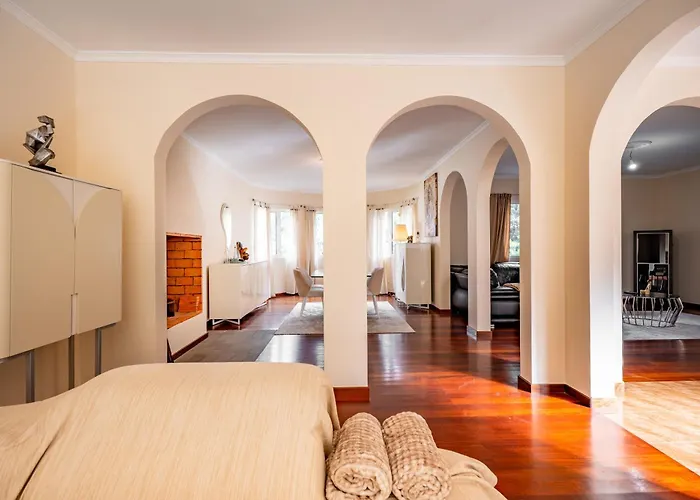 Villa The Orange House, By Op Boaventura