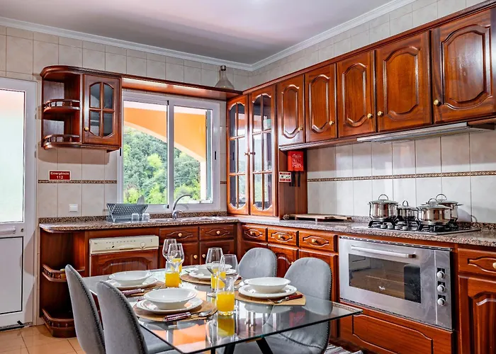 Villa The Orange House, By Op *