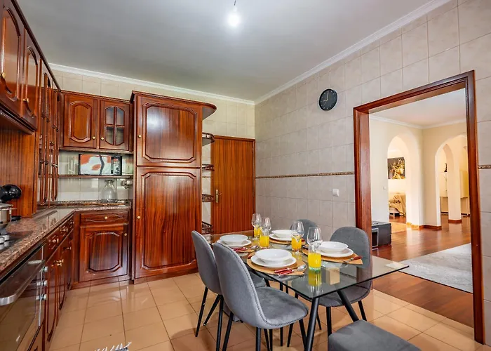 The Orange House, By Op * Boaventura